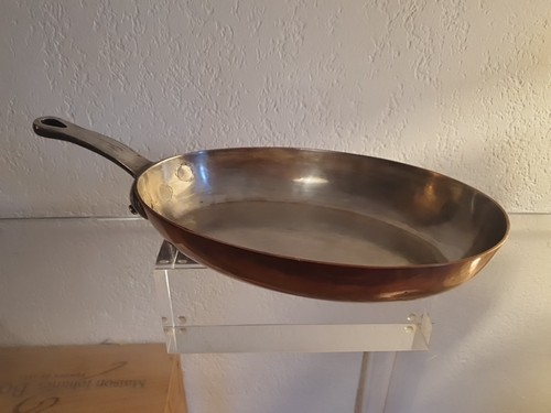 Tres ancienne casserole - ancienne, poêle