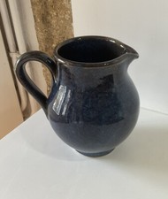 beau pichet en grès vernissé