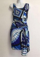 Robe design sans manches
