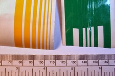 STIKA STRIP - partie vinyle autocollante utilisée rouleaux 1 de chaque vert / ja