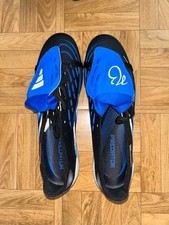 Paire de crampons Adidas