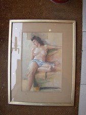 Pastel d'une belle femme dénudée  , signature à déchiffrer 46 x 31 cm   #131#