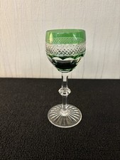 Verre roemer vert foncé