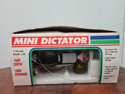 Mini dictator nikko - dans, sa