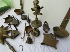 collection de lampe a huile en bronze laiton divers