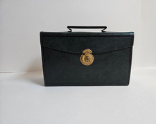 Ancienne trousse de voyage