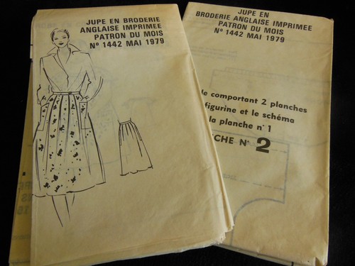 Patron ancien jupe - , broderie