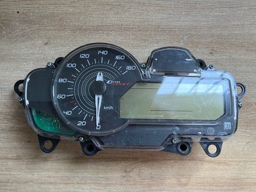 Compteur scooter tableau de - un,
