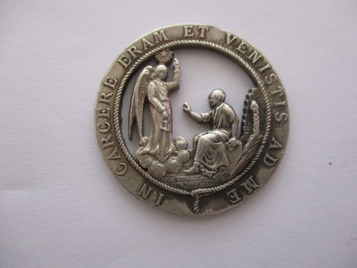 Ancienne medaille decoupee - ancienne,