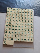 Lettres de scrabble (102)