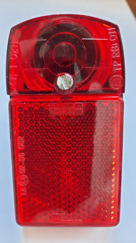 Eclairage feu arrière vélo