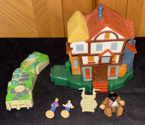 Harry potter weasley burrow - -,