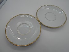 PAIRE DE GRANDE SOUS TASSE