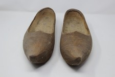 Ancienne paire sabots bois