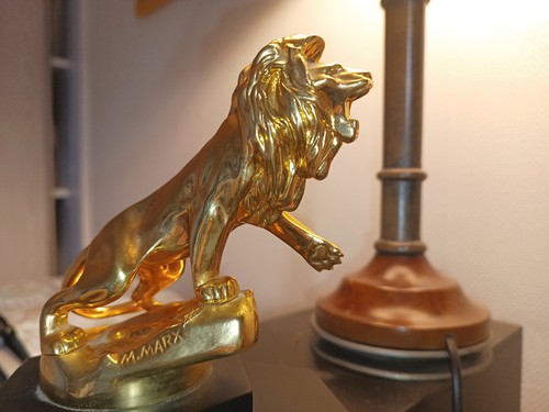 Mascotte automobile lion - automobile,