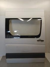 Porte laterale droit MERCEDES SPRINTER 2 PHASE 1 209 2.2 CDI - 16V TU/R:95443875