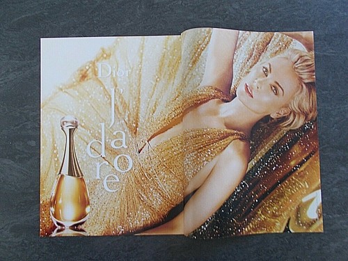 Publicité papier parfum - publicité,