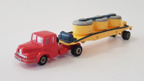 Norev tracteur unic zu - 1/86,