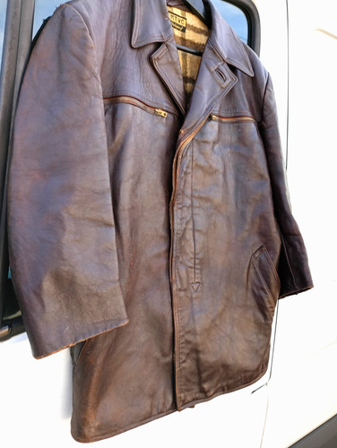 Canadienne motocycliste en - canadienne,