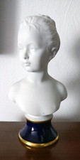 Buste en biscuit de porcelaine