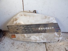 cache carter latéral peugeot 125 SV scooter 41025