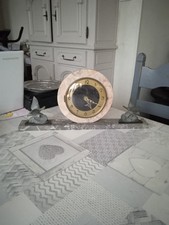 Dessus de cheminée marbre pendule quartz avec 2 oiseaux gris L 50 cm H 23 cm