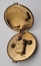 Rare Briquet À Essence