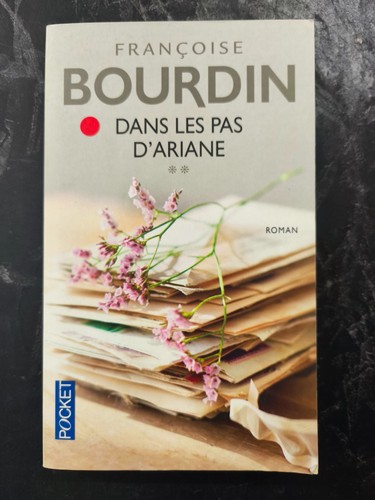 Dans les pas ariane - les,