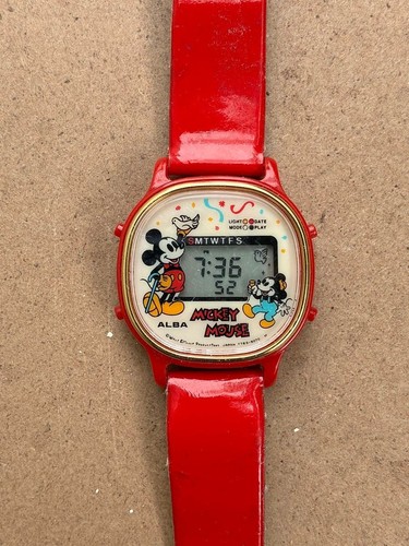 Montre bracelet numérique - montre-bracelet,