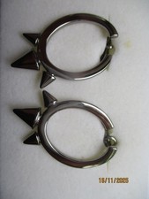 PIERRE LANG BOUCLES D OREILLE CLOUS    BIJOU FANTAISIE