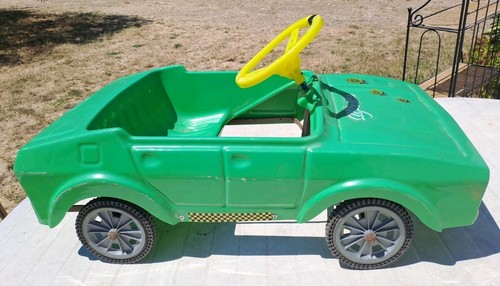 Voiture pédales ancienne - voiture,