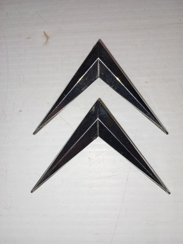 Double chevron embleme - chevron,