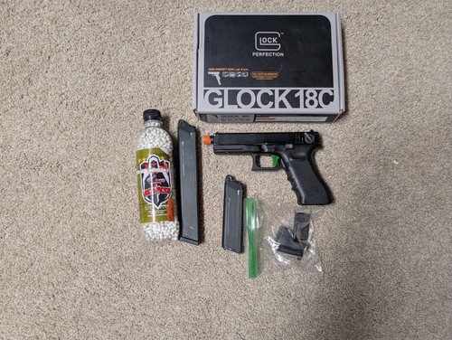 Green gas airsoft glock 18c - gas,