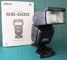 Flash NIKON SB-600