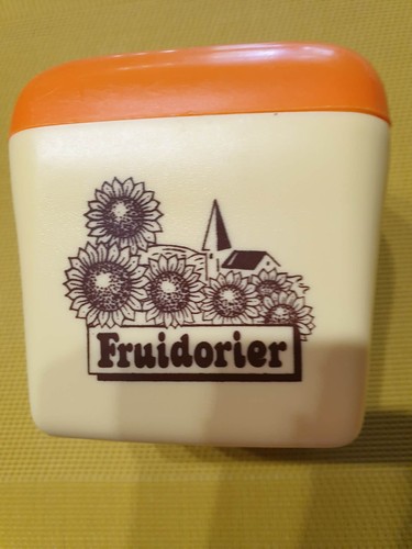 Boîte ancienne publicitaire - boîte,