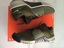 basket nike Free Metcom 2. Tendance et confortable.Boite sans couvercle 