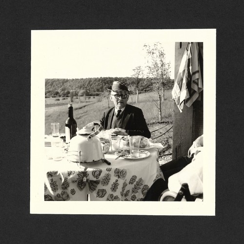 Homme table déjeuner - homme,