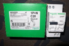 DISJONCTEUR DIFFERENTIEL 20A 30mA TYPE AC A9DA2620 SCHNEIDER ELECTRIC 20AMPERES