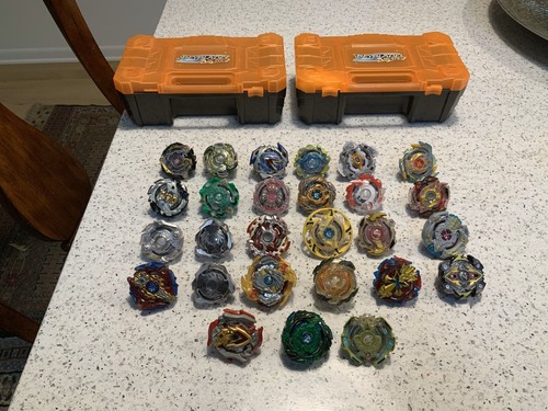 Beyblades 2 carrying - 28,
