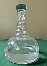 Carafe à décanter cristal Baccarat/Modèle Deauville/5 anneaux triplement signée