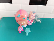 1808241 Figurine tonka