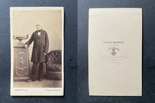 Darnay, Poitiers, Homme âgé en pose, circa 1865 CDV vintage albumen -  Tirage 