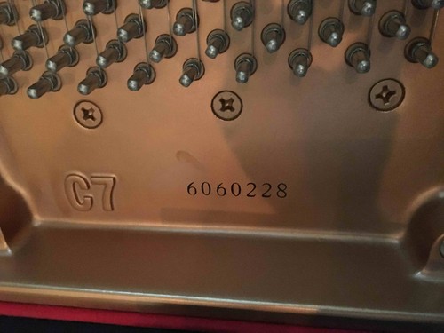 Yamaha grand piano - c7,