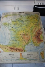 ANCIENNE CARTE SCOLAIRE MURALE