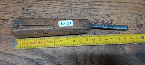Outil ancien ciseau - ancien,