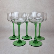 Lot de 5 Verres à Vin d’Alsace en Cristal – Pied Vert – Tradition Alsacienne