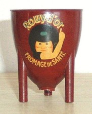 Coquetier en bakélite réclame publicité Ruyd'or