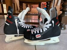 Patin de hockey à glace Tornado 1000 U.S.A. VIC  taille 37. 