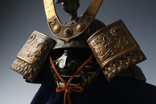 Ancien casque japonais