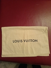 Louis Vuitton sac a poussiere pochette